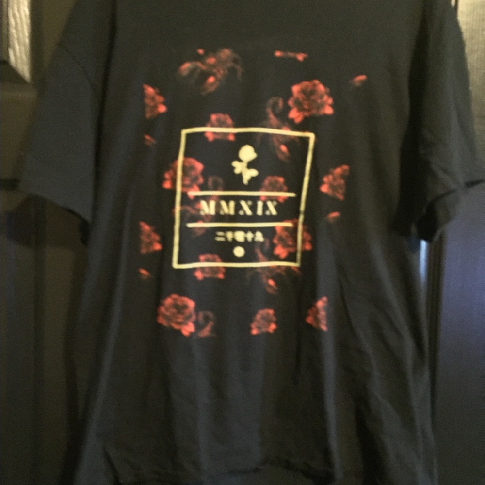 Rue 21 Black Rose T-shirt